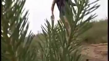 Chubby girl urinates